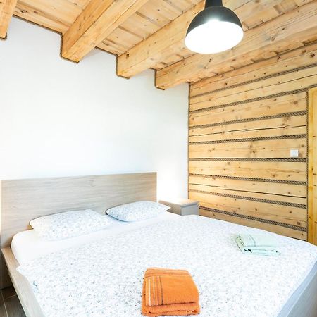 Drevenice Liptov - Ski & Hiking Apartments Lazisko Zewnętrze zdjęcie
